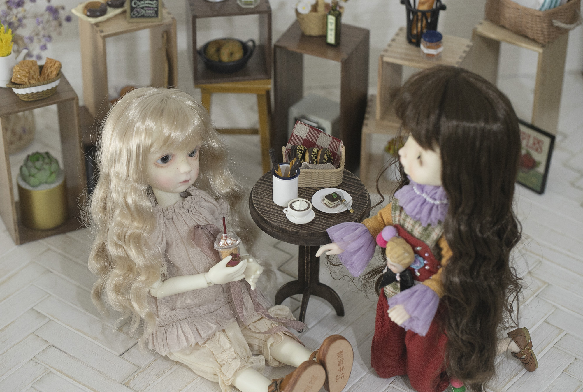 QQ-84B Teddy Brown Hiar BJD Doll Synthetic Mohair Wig 1//6;1//4 DOLLYPLANET