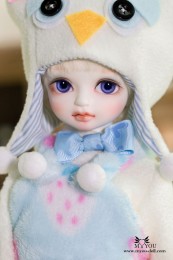 Xiao zuo (boy)  pre-order NOT IN STOCK