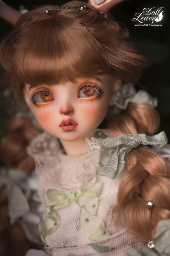 Leilia.deer -Doll Leaves